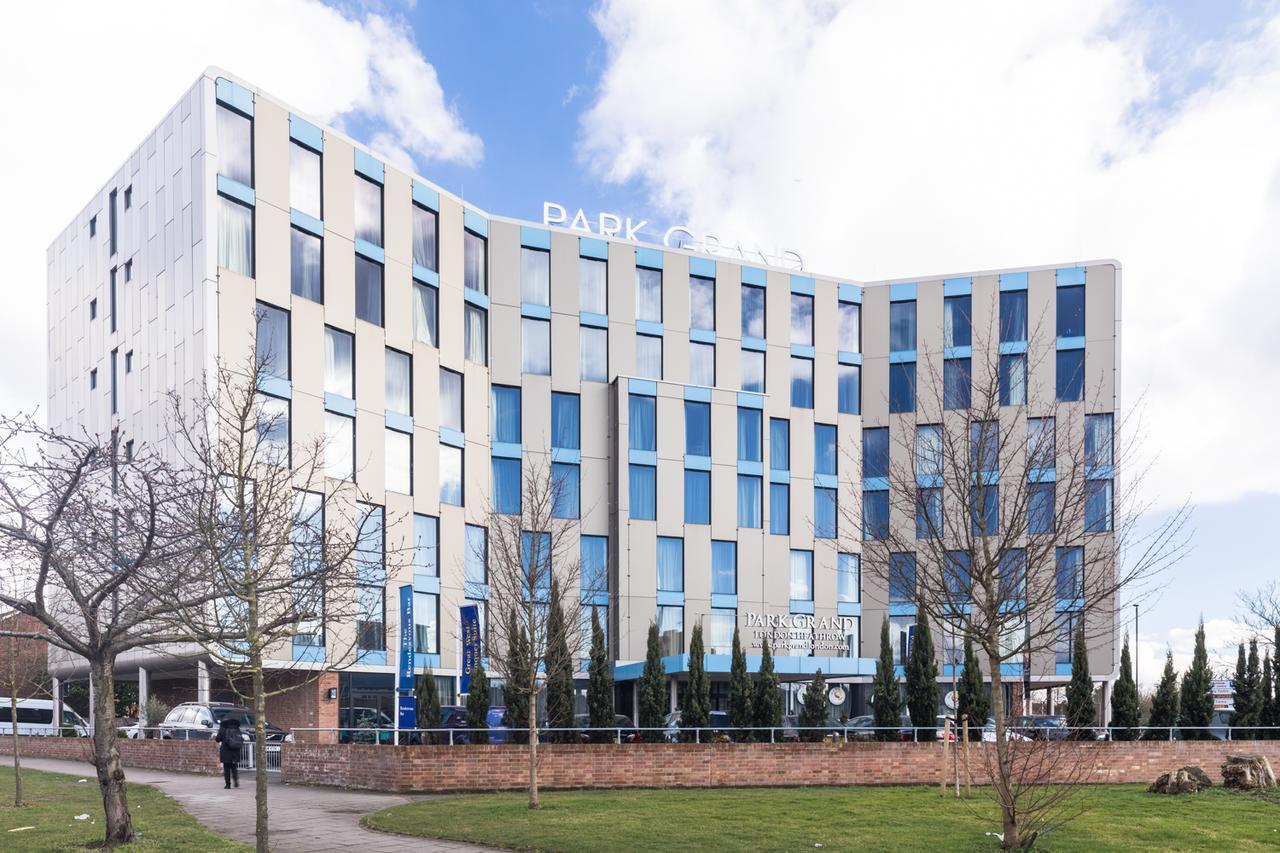 Hotel Park Grand Heathrow Hounslow Esterno foto